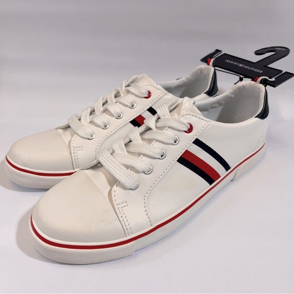 NWT Tommy Hilfiger Kids’ vulcanized white sneakers!!! - Picture 2 of 6